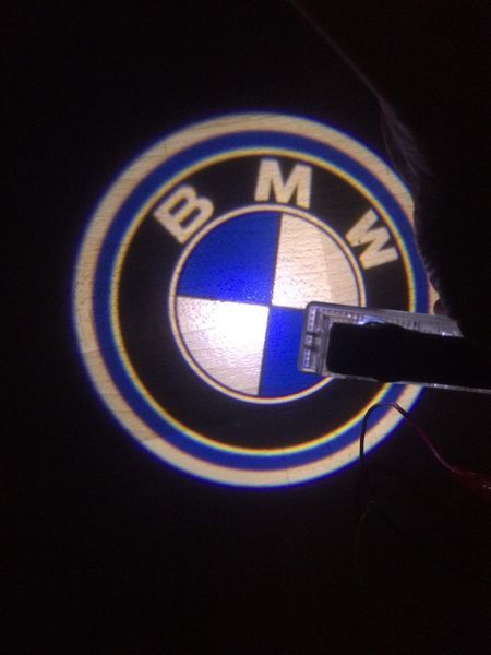 Проектор логотипа BMW підсвітка дверей 7b7-c2b фото