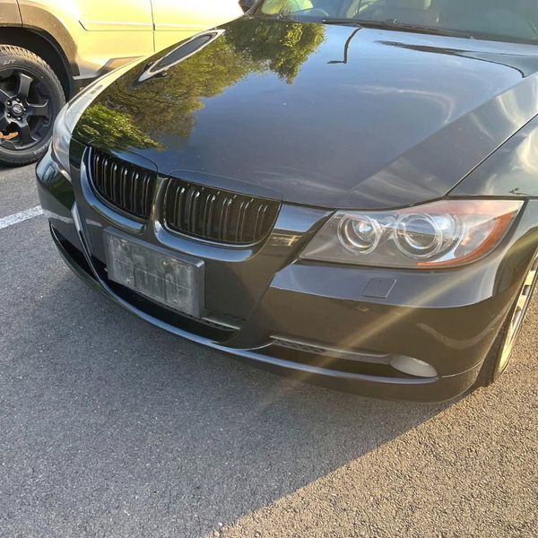 Решетки радиатора BMW E90 E91 дорест M Performance глянец ноздри двухреберные 6i3-47i фото