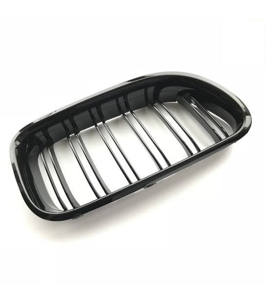 Решетки радиатора BMW F06 F12 F13 M Performance глянец ноздри двухреберные 502-302 фото