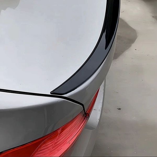 Спойлер BMW F30 M3 0i8-47c фото