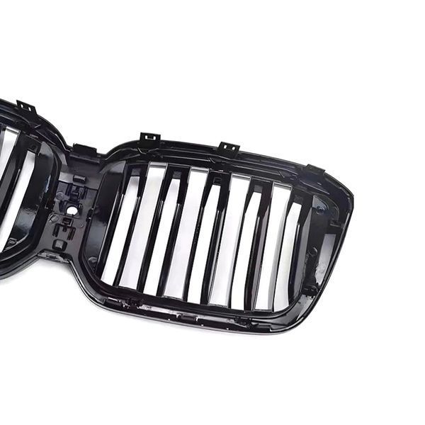 Решітка радіатора BMW X3 G01 X4 G02 рестайл M Performance ніздрі двореберні c64-96b фото